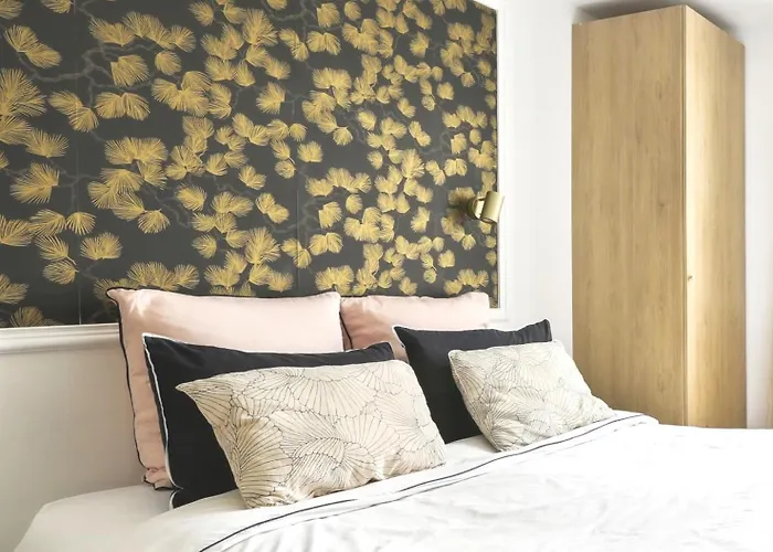 Stunning Architect Near Le Marais