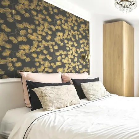 Stunning Architect Near Le Marais